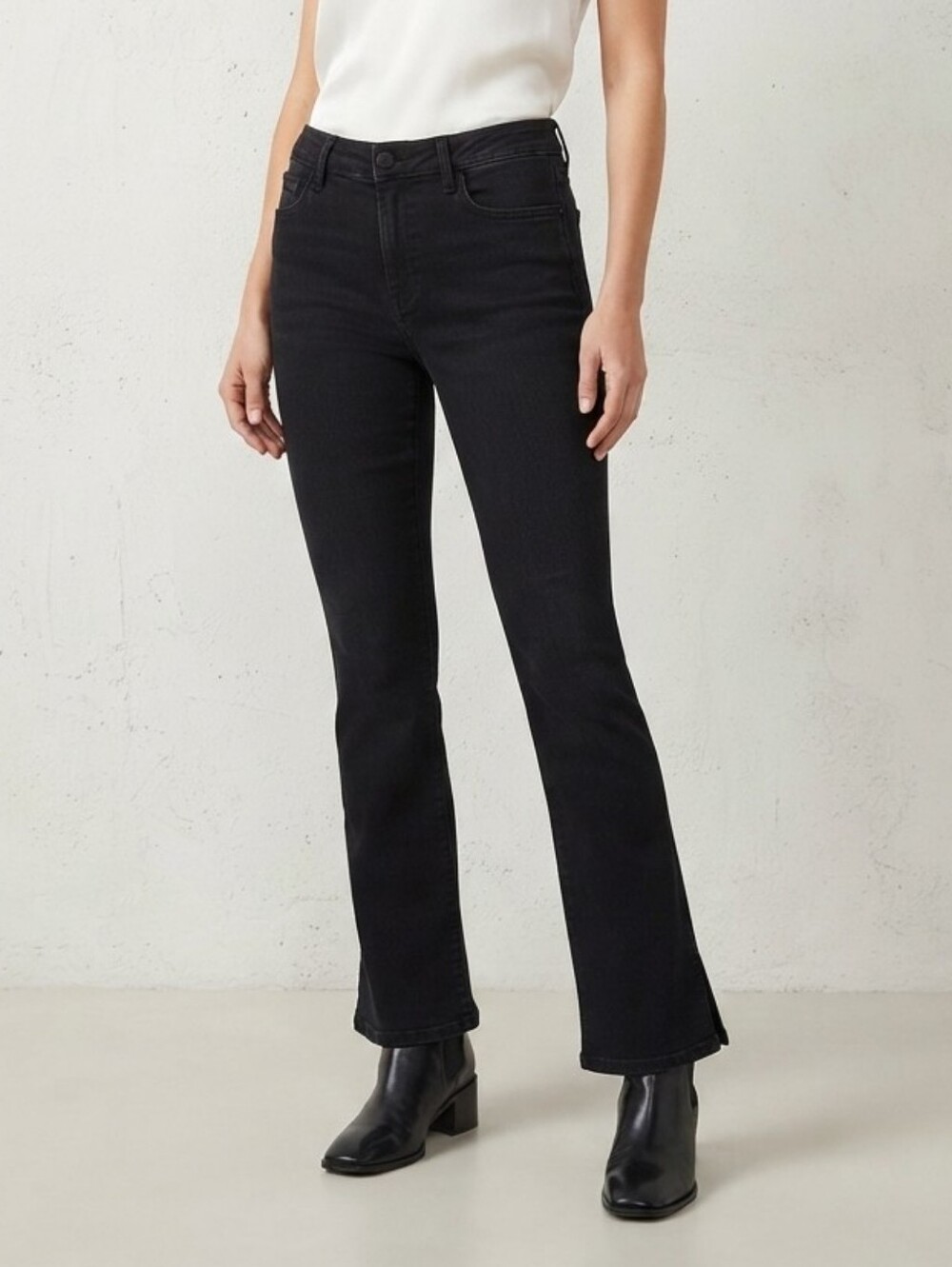 Nine West Black Bootcut Jeans Women’s Size 8